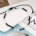 Bracciale bohémien fatto a mano con perline colorate in blu nero e bianco da donna - Perline Nere Bianche e Blu (MSC-0045-Nero-Bianco-Blu)