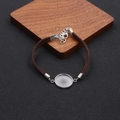 Braunes Wildleder-Armband mit silberner runder Leerfassung für DIY-Schmuckdesigns - Dunkelbraun