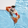 Elegante molletta per capelli a carpa koi in acetato arancione e bianco sull'acqua - 12.5cm