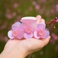Pince à cheveux fleur en acétate rose avec fleurs 3D et finition dégradée chic - Fleur Violette 9cm