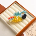 Pinza per capelli a pappagallo in acetato blu e giallo con trama marmorizzata - Pinza Pappagallo / Grande