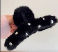 Elegante pinza per capelli in peluche nero decorata con perle argento per l'inverno - 14cm / Nero