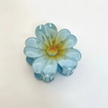 Pince à cheveux fleur tournesol bleu dégradé avec étamine orange sur fond blanc - Bleu Tournesol