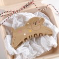 Cute light brown dog hair claw clip with star patterns for elegant hairstyles - 10.5cm / Brown
