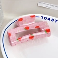 Close-up of pink checkered hair claw clip with strawberry and daisy floral patterns - Plaid Strawberry (8cm)