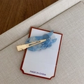 Hellblauer Acetat-Haarclip in Flügelform mit Strasssteinen und goldenem Metallverschluss - Blau Struktur Seitenclip