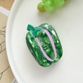 Detalle de pinza para el pelo de acetato con forma de col verde y textura de mármol - Pimiento Verde Claro (7.7cm)