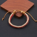 Pulsera étnica trenzada a mano de cáñamo con hilo de seda roja y nudo ajustable - Rojo (BN-0021-Rojo)