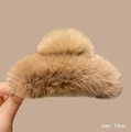 Grande pince à cheveux en peluche 13cm couleur chameau en fausse fourrure douce - Env. 13cm / Café Clair
