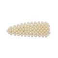 Dettaglio di un elegante fermaglio per capelli BB geometrico con perle bianche - Stile Perla a Goccia (H185-g)