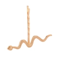 Pince à cheveux dorée en forme de serpent avec texture d'écailles sur fond blanc - Barrette Serpent Ondulant (Serpent 4) / Or rose