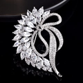 Broche fleurie argentée élégante avec oxydes de zirconium marquise et nœud en ruban - Style Nœud de Ruban (Rouge) / Rouge