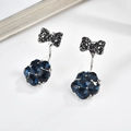 Elegante Schleifen-Ohrstecker aus 925er Silber mit dunkelblauen Kristallkugel-Anhängern - Blau Schleife Ohrstecker