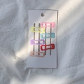 Lot de 6 barrettes à cheveux colorées en métal style macaron sur carte blanche - Style Barre Longue