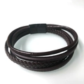 Donkerbruine meerlaagse lederen armband met gevlochten koorden en magneetsluiting - Koffie Met Zwarte Gesp