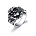 Men's vintage gothic skull ring with oxidised silver finish and geometric carved details - US 8 / Steel