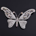 Vintage zilveren vlinderbroche met fonkelende gekleurde strassteentjes op zwart - Vlinderontwerp / Zilver (AB Strass)