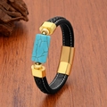 Detalle de pulsera de cuero negro con piedra turquesa y cierre metálico dorado - Turquesa Rectangular-Cierre Dorado (Estilo 2) / 19cm