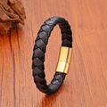 Detalle de pulsera de cuero trenzado negro y marrón con cierre magnético dorado en madera - 19cm / Cuero Negro/Marrón Con Cierre Dorado (Estilo 2)