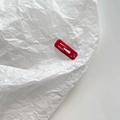 Mini molletta BB da 2 cm in metallo rosso per animali e bambole finitura laccata - Rosso