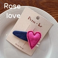 Fermaglio per capelli in tessuto con cuore rosa su base in saia blu scuro per bambine - Cuore Rosa Forte