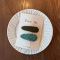 Olive green velvet and dark tweed pattern hair clips set on Korean design card - Green Woolen Material