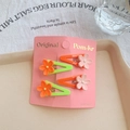 Set of 4 cute triangle hair clips in fluorescent green and orange with floral accents - Fruit Green and Orange (Flowers)