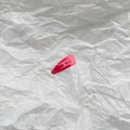 Barrette goutte de 2cm en métal rouge rose mat pour poupées et animaux avec design creux - Rouge Pastèque (2)
