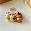 Zwei süße elastische Haargummis mit Blumen in Creme und Kaffeebraun für Damen - Unregelmäßige Blume