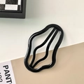 Minimalist black wavy hairpin with glossy finish in a modern geometric cloud design - Black