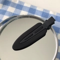 Fermaglio per capelli nero opaco senza pieghe con finitura satinata su fondo vichy - Nero