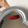 Single matte red 5cm metal snap hair clip for girls on a vintage heart shaped mirror - Jujube Red
