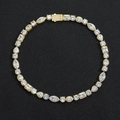 Chaîne à maillons dorés de 10mm avec zircons marquise et cœur sur fond noir mat - Style de base / Bracelet 7 Pouces (Longueur 18cm) / Or
