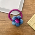 Elastico per capelli viola con fiore di velluto blu e centro in raso magenta - Fiore Blu