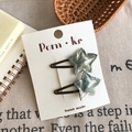 Lot de deux barrettes à cheveux étoile argentée brillante sur carte blanche élégante - Forme d'Étoile (NK857) / Pince à Cheveux Bleu Clair
