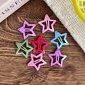 Pinzas para el cabello con forma de estrella en metal de colores macaron sobre madera - Pintado Multicolor (Estilo 1)
