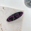 Molletta ovale carina con cuori rosa e stelle bianche su finitura nera - Cuore Rosa