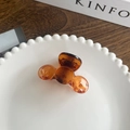 Piccola molletta per capelli in resina ambrata con design a orecchie di orso - Cuoio