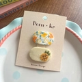 Floral and pineapple embroidery fabric BB hair clips for girls in a two-piece set - Beige Pineapple (5466413236768)