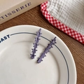 Set of two purple star-shaped hair clips with matte finish in a white ceramic dish - 【7】a Pair Of Dark Purple Stars