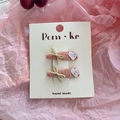 Barrettes à cheveux en tissu arc-en-ciel rose avec nœud doré et cœur crocheté - Série Rose