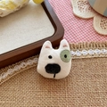 Spilla in tessuto fatta a mano a forma di cucciolo con toppa verde ricamata - Cane con Occhi Verdi (NK1218)