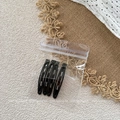 Set of 4 black metal teardrop hair clips in a clear hanging pouch for easy storage - Black Style / Set of 4