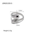 Vue détaillée de la bague ouverte croisée réglable en acier inoxydable élégante avec dimensions. - Double Goutte Ouverte(JDR201355-S)