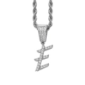 Detail von E-Buchstaben Anhänger mit Zirkonia-Besatz an einer silbernen Seilkette - Buchstabe E / Edelstahl-Kordelkette / Silber