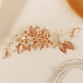 Elegante fermaglio da sposa con foglie in metallo dorato, fiori e perle bianche - Floreale Dorato (HS-J7460G)
