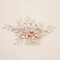 Elegante peineta de novia en oro rosa con flores de metal esmerilado y diamantes de imitación - Peineta Oro Rosa(HS-J4793)