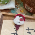 Chouchou ours en peluche blanc avec accent cerise rouge et détail de cône en feutre bordeaux - 【26】élastique À Cheveux En Forme De Cornet De Glace À La Pomme