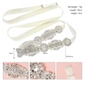 Cintura da sposa con fiori di strass argento da 40 cm e nastro di raso bianco per abiti - Stile Raso Avorio Strass Argento (WS-J189)