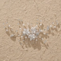 Pettine per capelli da sposa argento con perle bianche e strass scintillanti per acconciature - Stile Foglia Perla Strass Argento (HS-J4492S)